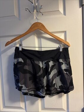 Athleta Black & Gray Camo Athletic Shorts